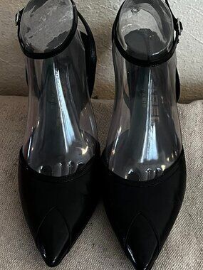 Carel Paris Black Leather Distinctly Parisian Style Ankle Wrap Heels Sz 38.5